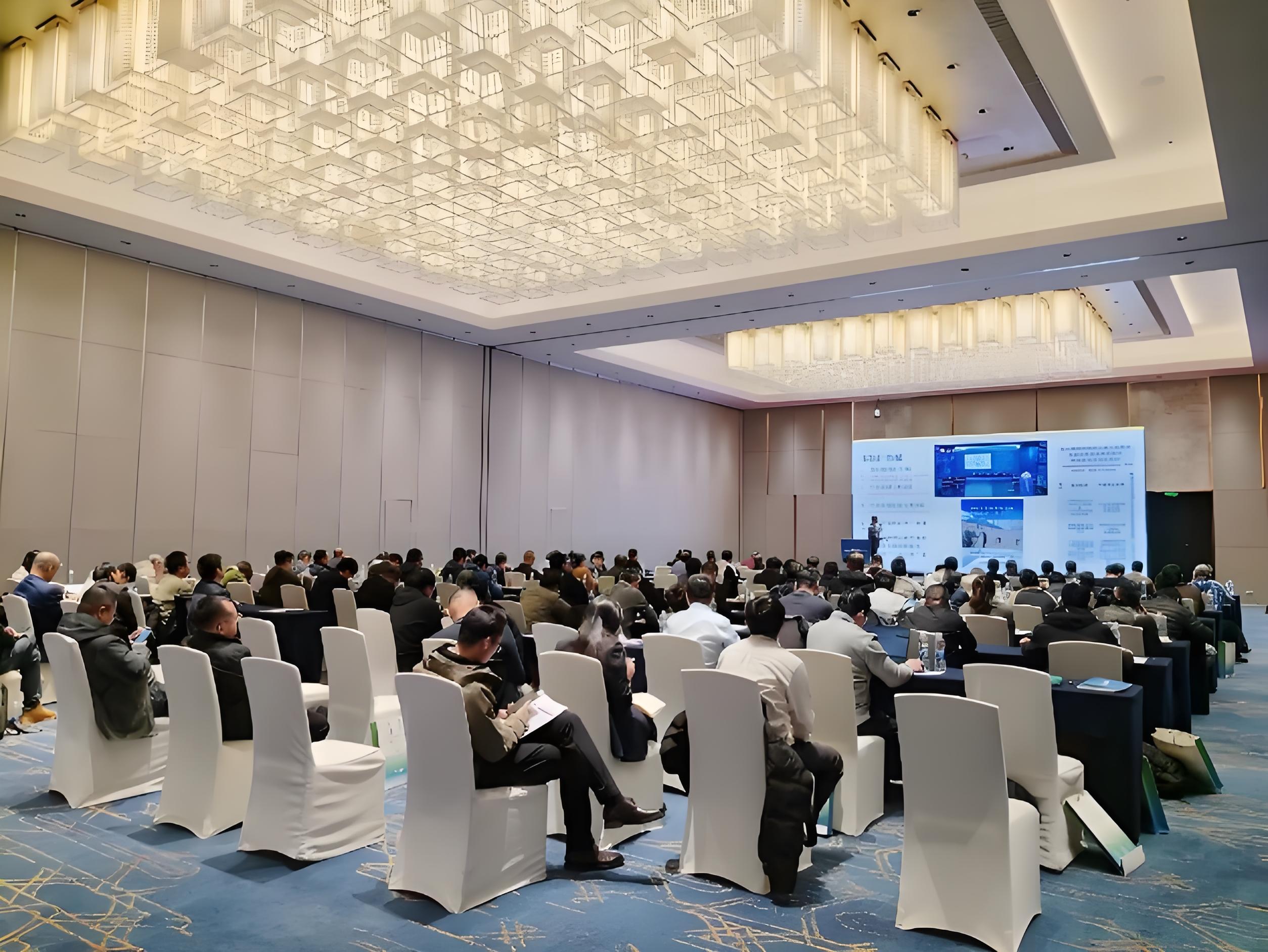 华源泰盟受邀出席节能服务进企业暨高效热泵技术推广大会